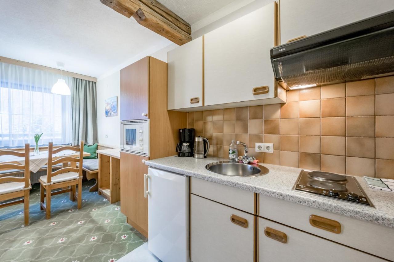Landhaus Edelweiss Sankt Leonhard im Pitztal Bagian luar foto