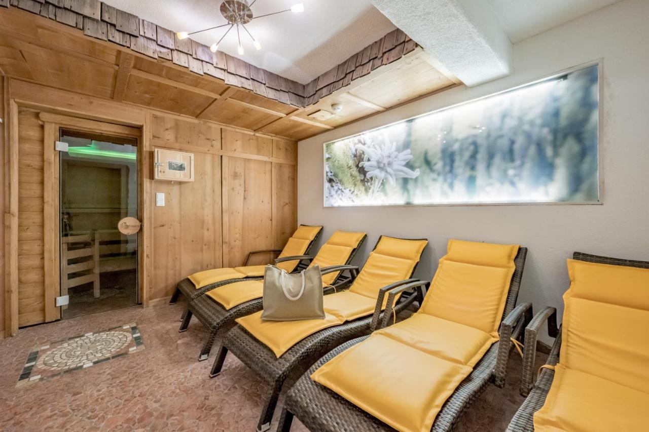 Landhaus Edelweiss Sankt Leonhard im Pitztal Bagian luar foto