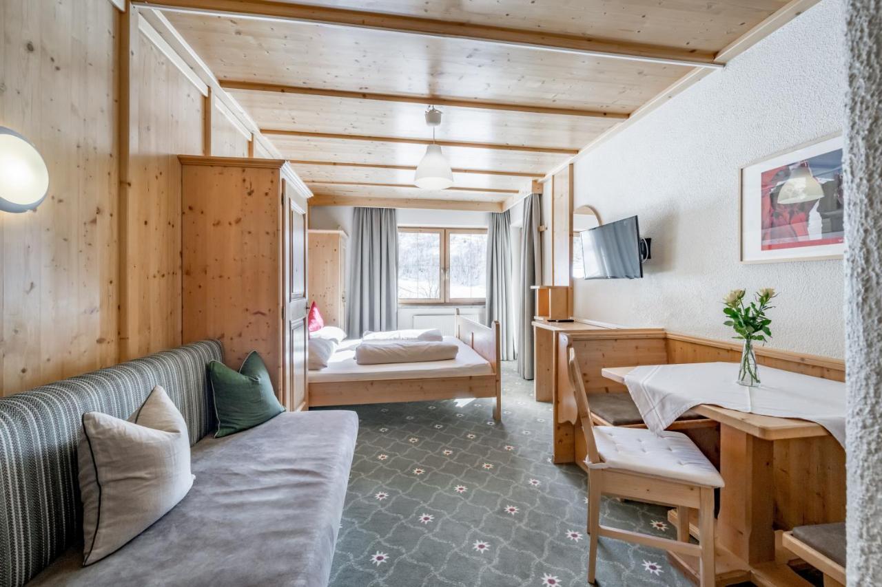 Landhaus Edelweiss Sankt Leonhard im Pitztal Bagian luar foto