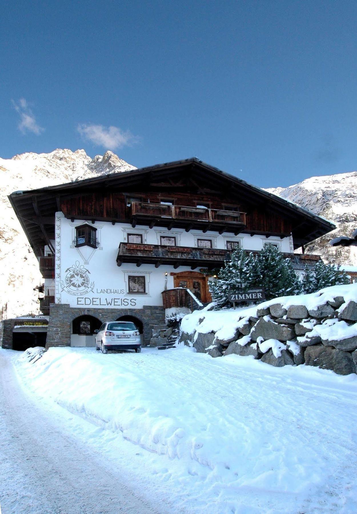 Landhaus Edelweiss Sankt Leonhard im Pitztal Bagian luar foto