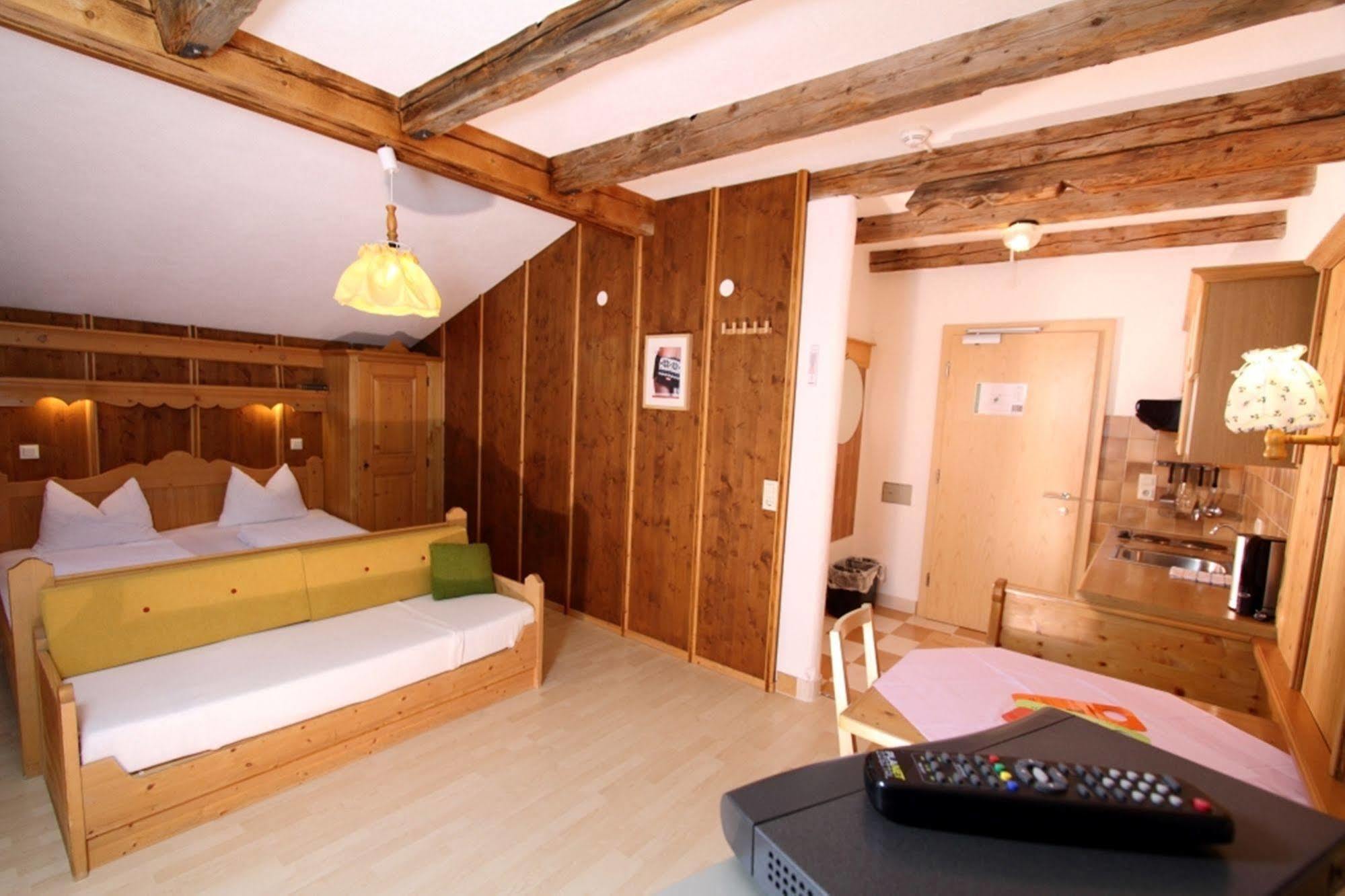 Landhaus Edelweiss Sankt Leonhard im Pitztal Bagian luar foto