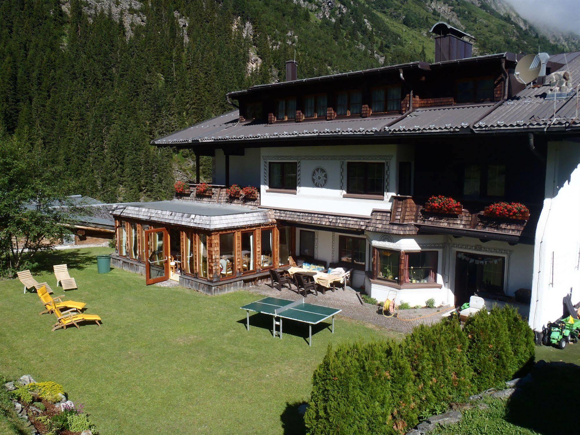 Landhaus Edelweiss Sankt Leonhard im Pitztal Bagian luar foto